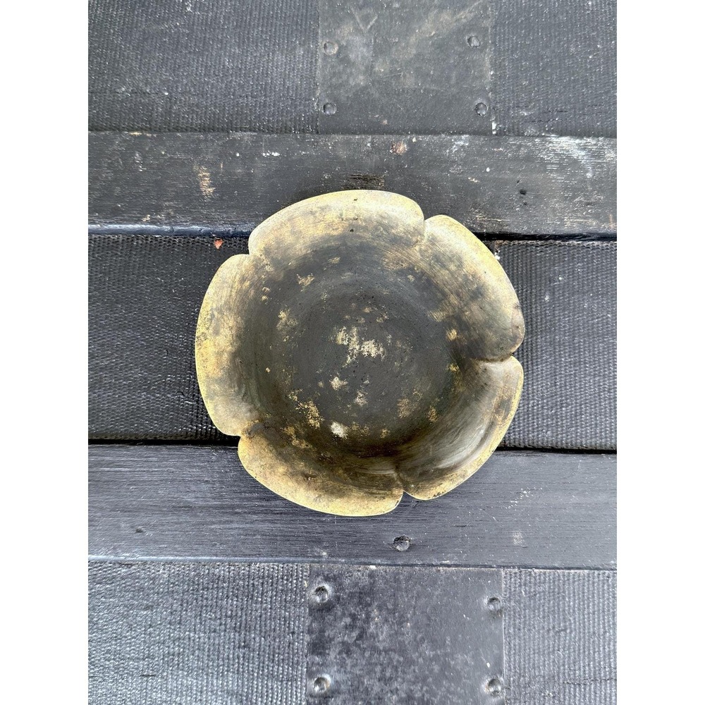 Tarnished Metal Ashtray with‎ Patterned Base Retro Decor